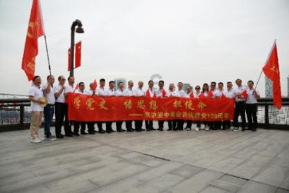 怎样追很忙的小哥哥游戏画面
